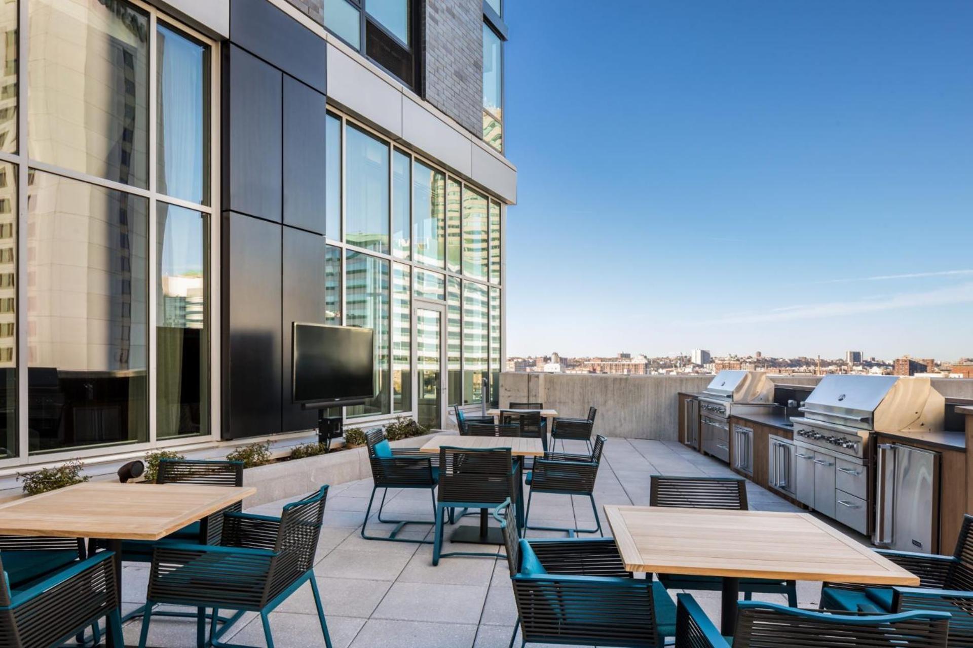 Deedee'S Sky Rise Apartments At Newport II Jersey City Extérieur photo