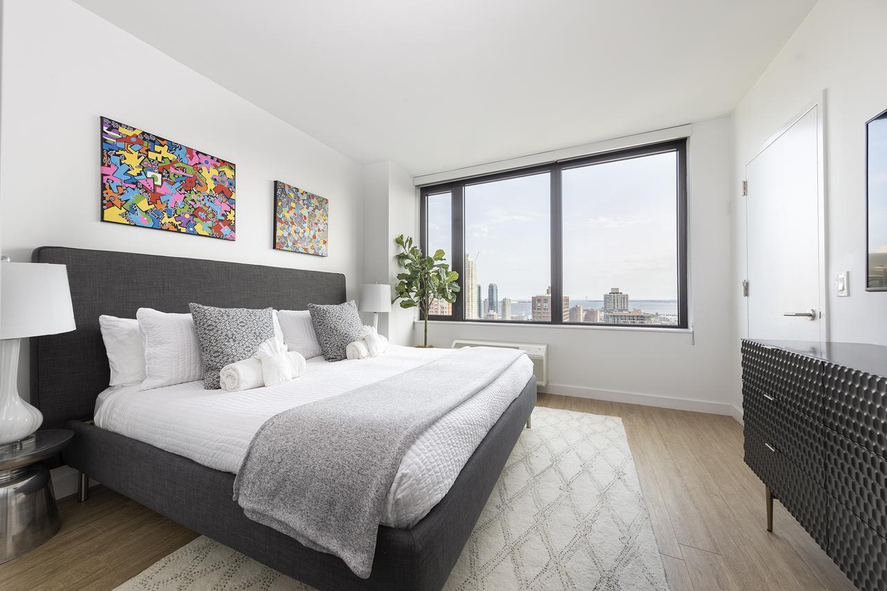 Deedee'S Sky Rise Apartments At Newport II Jersey City Extérieur photo